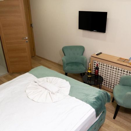 Loss Hotel Çatalca Extérieur photo