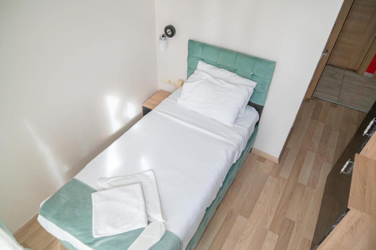 Loss Hotel Çatalca Extérieur photo